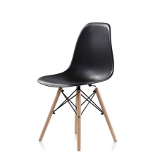 Popular PP plastic seat beech wood legs dining chairs cheap sale